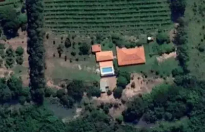 Otimo sitio alto padrao para venda em tambau-sp, com 2 alqueires, casa sede com lazer, tanques de peixe, plantação eucaliptos, córrego