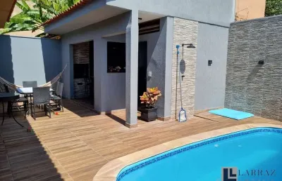 Casa para venda no jardim paulistano em ótima localização, 3 dormitorios sendo 1 suite, 4 banheiros, quintal com edícula em 300 m2 de area total