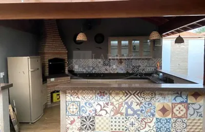 Sobrado alto padrão para venda em bonfim paulista no condominio santa monica i, 4 suites, varanda gourmet em 544 m2 de area total. lazer no condominio