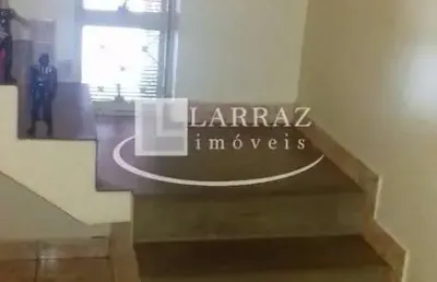 Sobrado para venda na vila virginia em otima localização, 1 quarteirao da pio xii, 3 dormitorios com suite , 140 m2 de area construda em um terreno de 250 m2