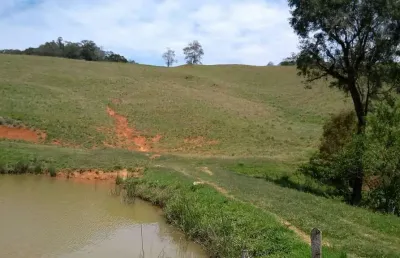 Excelente sitio para venda na região de guapiara-sp, com 32 alqueires sendo 26 limpos, benfeitorias e rica em agua