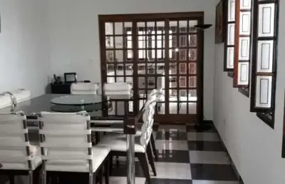 Casa com 3 quartos à venda na Rua Roberto, 323, Jardim Santa Mena, Guarulhos