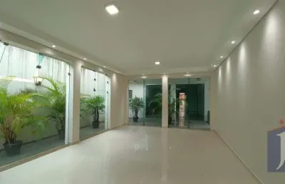 Casa no jardim da glória com 271m², 4 dormitórios e 6 vagas por r$ 2.250.000 - confira!