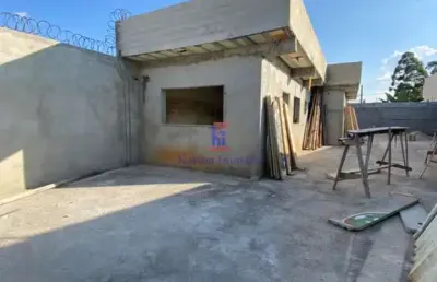 Casa térrea em guarulhos com 70m², 2 dormitórios, 1 suíte e 2 banheiros. venda por r$450k. confira no residencial e comercial guarulhos.