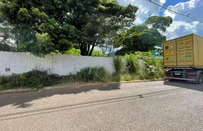 Lote industrial/ comercial paralelo a avenida colombo