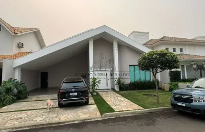 Casa em condomínio fechado com 4 quartos à venda na Rua Maringá, 540, Jardim Aclimação, Maringá