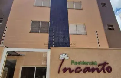 Apartamento com 2 quartos para alugar na Rua Campos Sales, Zona 07, Maringá