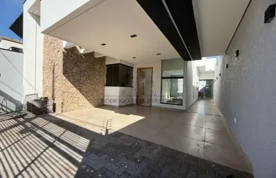 Casa com 3 quartos à venda na rua sindicalista antônio elizeu deganutti, bom jardim, maringá, 136 m2 por r$ 895.000