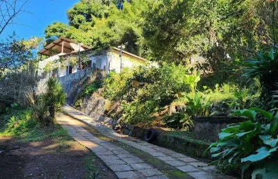 Casa para venda em teresópolis, pessegueiros, 3 dormitórios, 2 banheiros, 4 vagas
