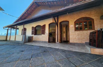 Casa para venda em teresópolis, artistas, 3 dormitórios, 2 suítes, 3 banheiros, 4 vagas