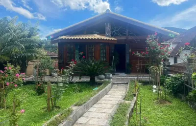 Casa em condomínio para venda em petrópolis, quitandinha, 3 dormitórios, 1 suíte, 2 banheiros, 4 vagas