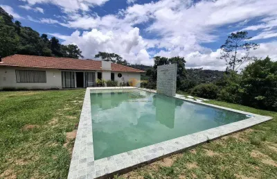 Casa para venda em teresópolis, parque do imbui, 4 dormitórios, 4 suítes, 4 banheiros, 3 vagas