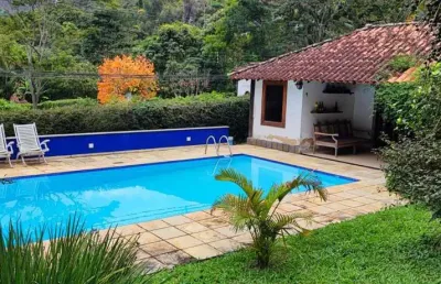 Casa para venda em petrópolis, araras, 4 dormitórios, 3 suítes, 4 banheiros, 3 vagas