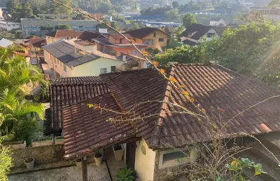 Casa para venda em petrópolis, quitandinha, 2 dormitórios, 2 banheiros, 2 vagas