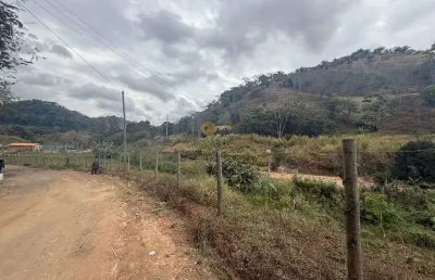 Terreno à venda na Estrada Rio X Bahia, 35, Pião, Sapucaia