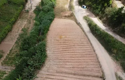 Terreno à venda na Estrada Rio X Bahia, 35, Pião, Sapucaia