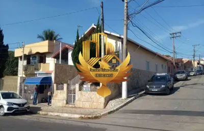 Casa à venda no centro de taubaté-sp: 2 quartos, 1 sala, 2 banheiros, 1 vaga de garagem, 106,60m² de área. venha conferir!