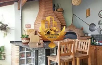 Imperdível casa à venda em taubaté-sp, 2 quartos, 1 suíte, 2 banheiros e 2 vagas de garagem!