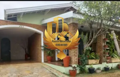 Casa na independência ( próximo  a av  itália) excelente localização !!