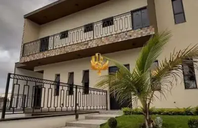 Casa de alto padrão em condomínio à venda em taubaté-sp, no bairro quiririm! 3 quartos, 1 suite, 1 sala, 4 banheiros, 4 vagas de garagem, 283 m². venha conferir!