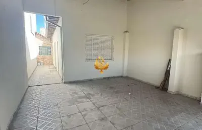 Imperdível oportunidade de adquirir casa no jardim ana rosa, taubaté-sp: 2 quartos, 1 sala, 1 banheiro, 2 vagas de garagem, 128m².