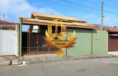 Casa à venda em tremembé-sp, bairro benvirá: 2 quartos, 1 suíte, 1 sala, 1 banheiro, 5 vagas de garagem, 153,81 m².