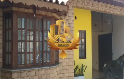 Imperdível oportunidade: casa à venda em taubaté-sp, no centro, com 2 quartos, 1 suíte, 1 sala, 2 banheiros, 2 vagas de garagem e 65,00 m² de área.