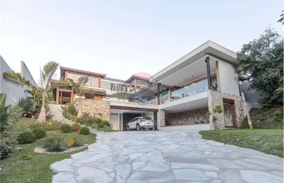 Casa alto padrão à venda em joão fernandes, búzios-rj, vista mar.  r$4.700.000