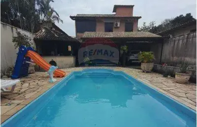 Oportunidade 2 casas com piscina- sauna quintal boa localização rasa, armação dos búzios, rj