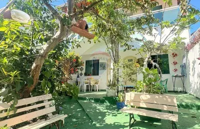 À venda: encantadora casa com 4 suítes a apenas 300m da praia de geribá, armação dos búzios