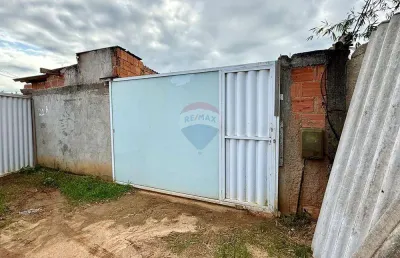 À venda casa em construção em búzios com amplo terreno!