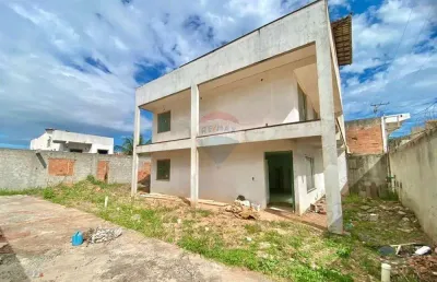 À venda casa com área de lazer à poucos metros da praia rasa – rasa