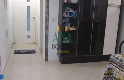 Belíssima a venda no condominio residencial village da serra