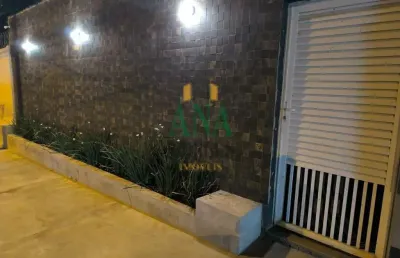 Casa térrea com 3 dormitórios, sendo 1 suíte outro com varanda