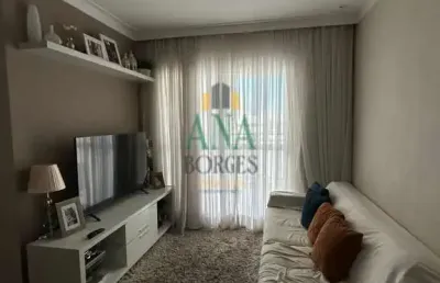 Apartamento com três dormitórios, condomínio vitrine esplanada