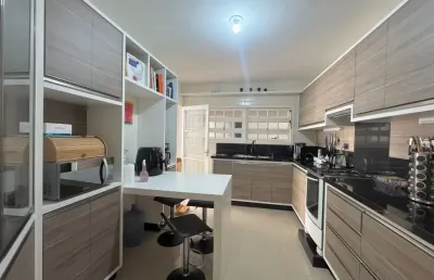 Casa com 3 quartos à venda na Rua Aracuã, 1, Pantanal, Florianópolis