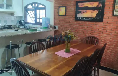 Sobrado à venda 260m² - 3 dorms sendo 1 suíte master com hidro - amplo quintal - parque das nações- santo andré/sp