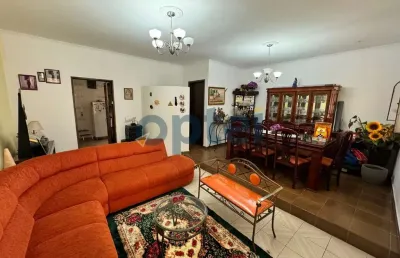 Casa com 270,00 m², bairro santo antonio, 03 dormitórios sendo 01 suite -são caetano do sul.