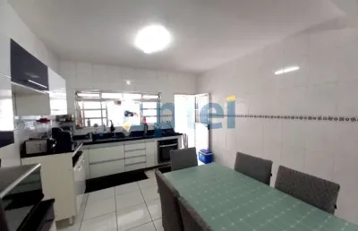 Sobrado com 03 dormitórios sendo 01 suite bairro do rudge ramos-são bernardo do campo.