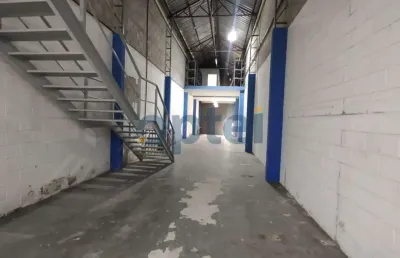 Excelente galpão de 390 m², com mezanino, para locação no rudge ramos em são bernardo do campo