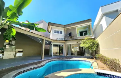 Casa de alto padrão 3 suítes, 4 vagas e piscina  à venda no condomínio forest hills no bairro anchieta