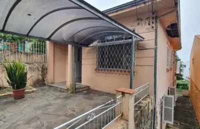 Casa com 2 quartos à venda no Santo Antônio, Porto Alegre 
