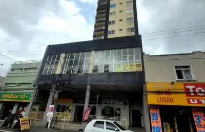 Kitinet para alugar no centro de araucária por r$1100