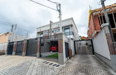 Sobrado interno, mobiliado com lindo espaço gourmet