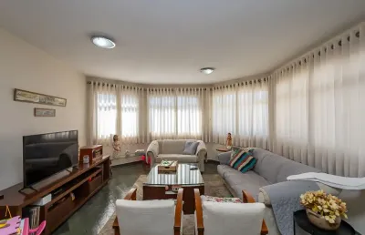 Casa com 2 quartos à venda na Rua André Zanetti, 105, Vista Alegre, Curitiba