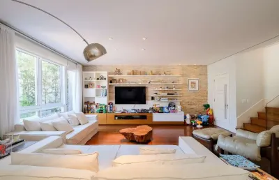 Elegante casa em condomínio para venda com 3 quartos, sendo 3 suítes, 361m²