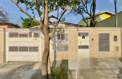 Elegante casa tipo para venda em campo belo com 3 quartos, sendo 1 suíte, 200m²