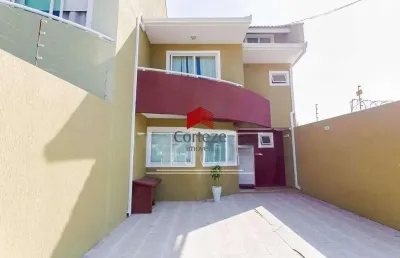 Sobrado com 170m² 3 quartos, à venda, no bairro uberaba em curitiba