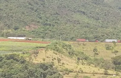 Chácara com vista deslumbrante para as montanhas! aproveite esta oportunidade única: chácara com preço acessível, excelente localização e cercada pela natureza!