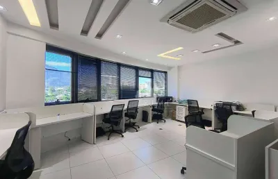 Sala comercial com 1 sala para alugar na Avenida das Américas, 2480, Barra da Tijuca, Rio de Janeiro